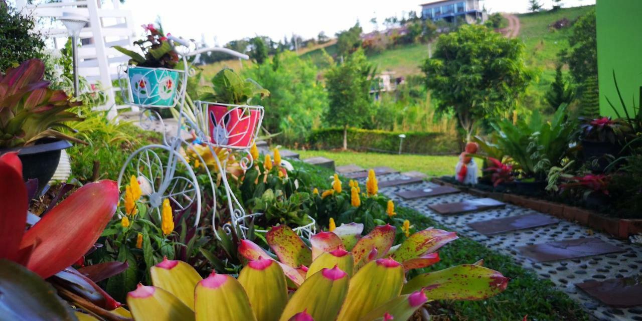 บ้านปลายฝัน Baanplaifun Ban Huai Phai エクステリア 写真