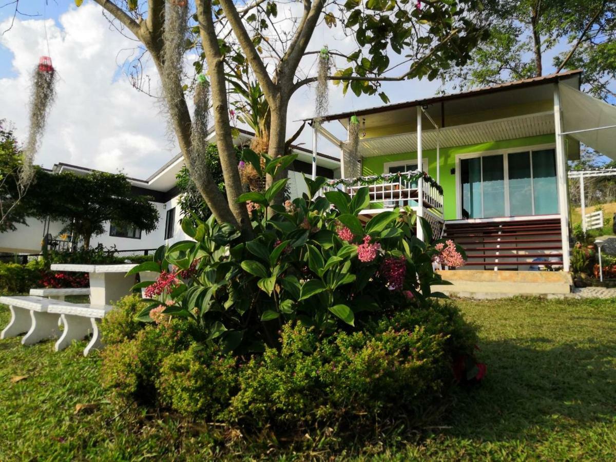 บ้านปลายฝัน Baanplaifun Ban Huai Phai エクステリア 写真