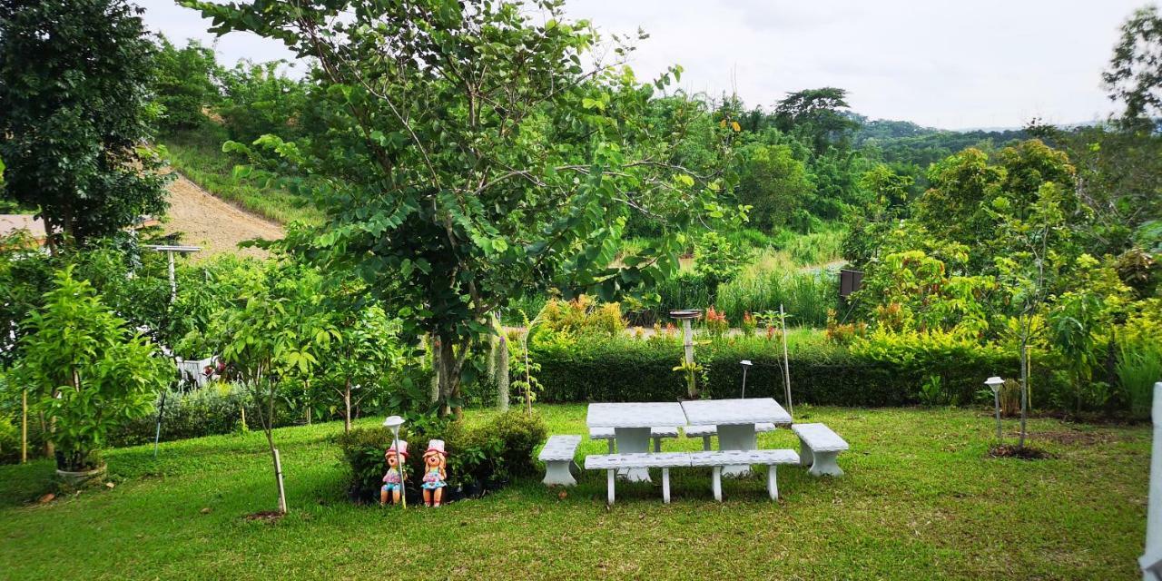 บ้านปลายฝัน Baanplaifun Ban Huai Phai エクステリア 写真